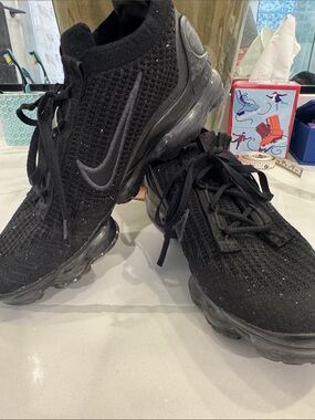 Nike Black Flyknit Running Shoes with Black Sole